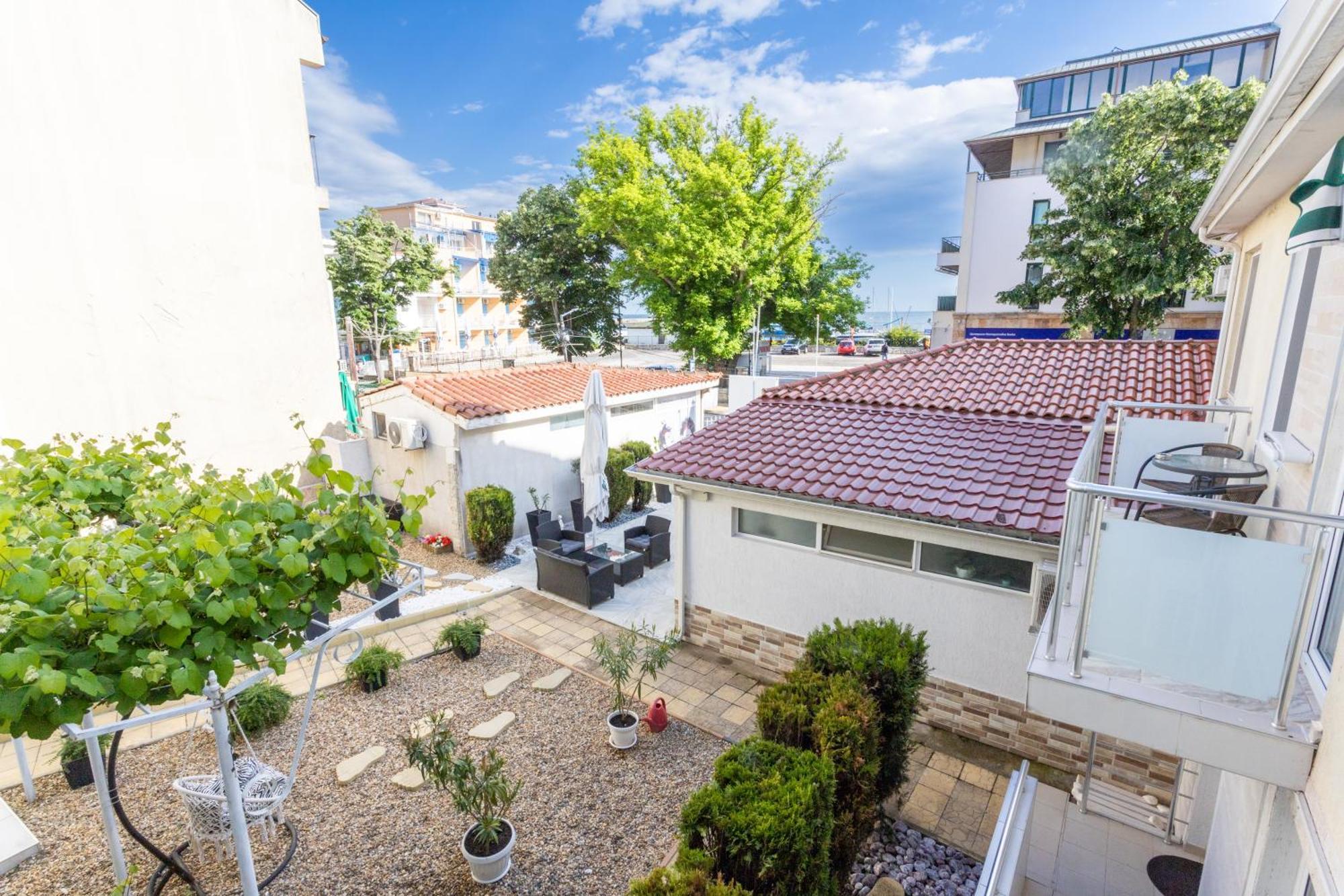 Guest House Desi - Къща За Гости Деси Балчик Экстерьер фото